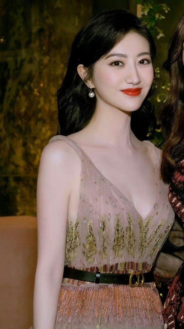 景甜变得不好看了吗