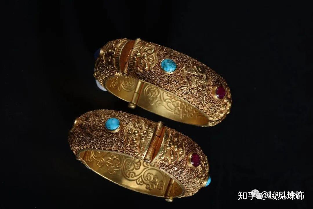龙凤呈祥是精致背后的美好期盼|珠子的历史之世界古珠——清龙凤金