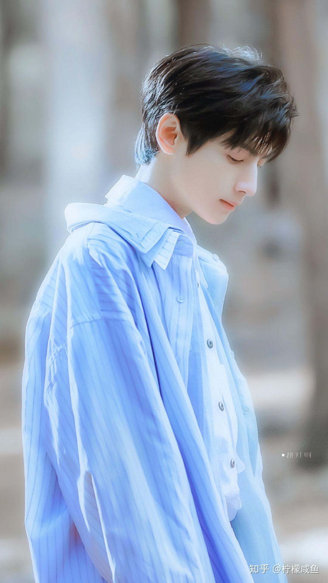 怎么评价罗云熙的现代装? - 知乎