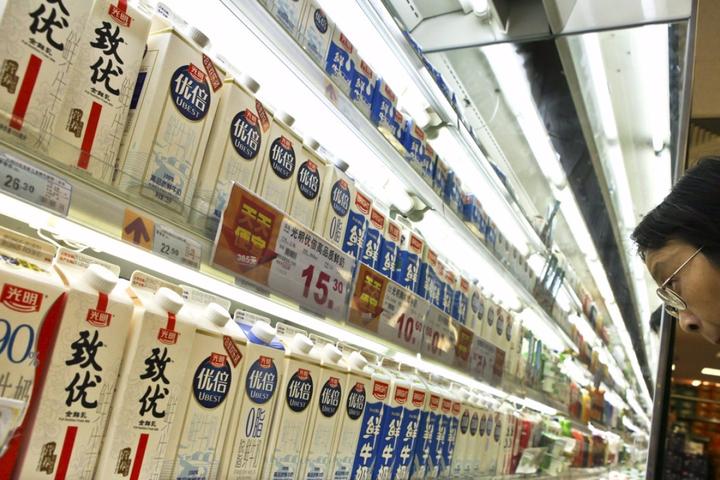 光明乳业在这事上做到了“世界级”！今年多款鲜奶和常温新品齐发力，还跨界了不少领域 - 知乎