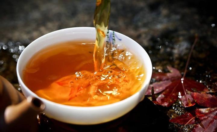一分钟学会评茶：如何欣赏茶汤差异性，记住这四点就够了 - 知乎