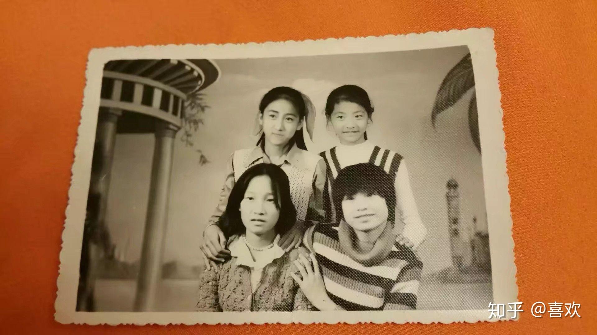 一起来晒晒父母年轻时的照片吧