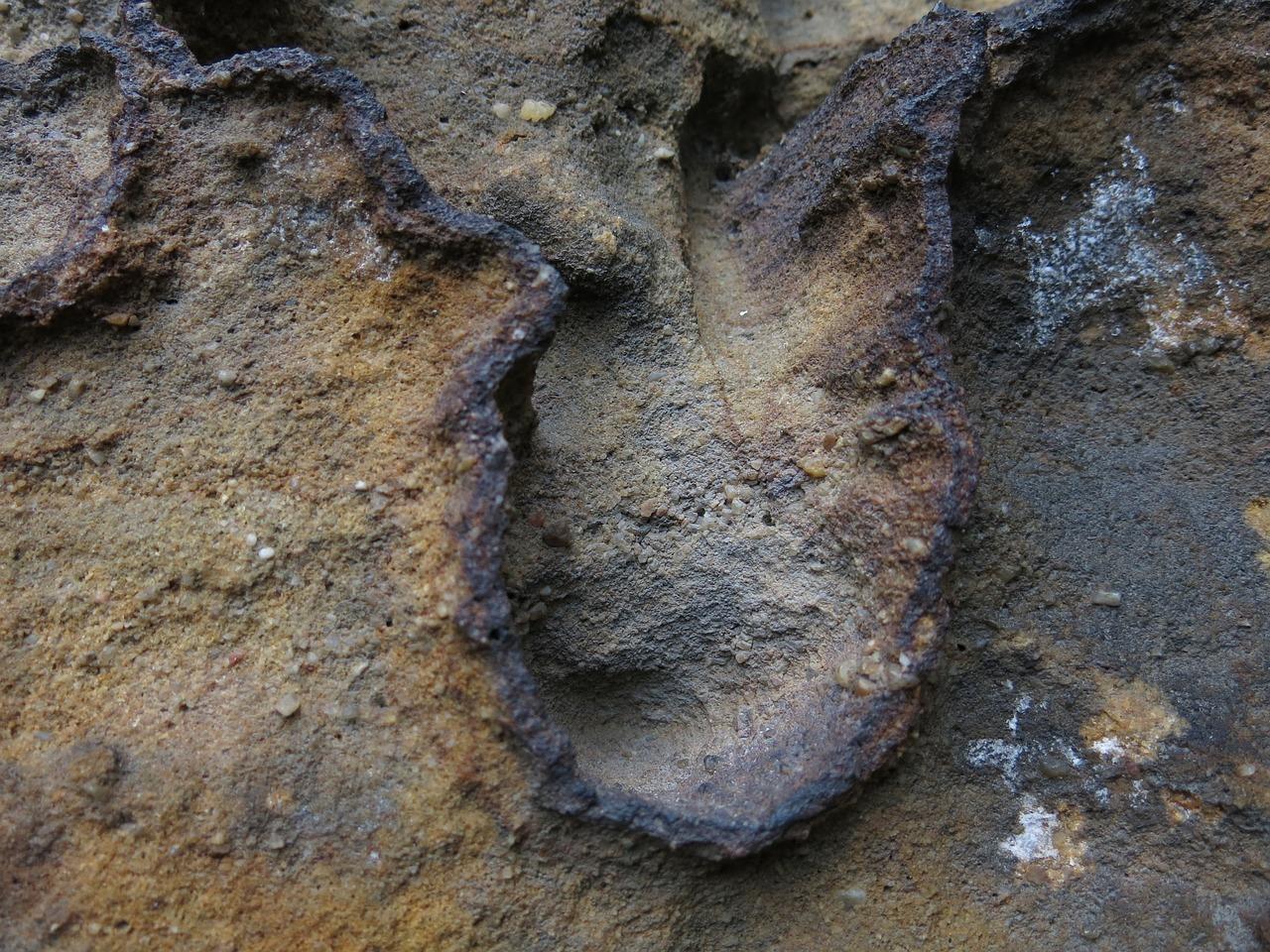 锈板是什么岩石