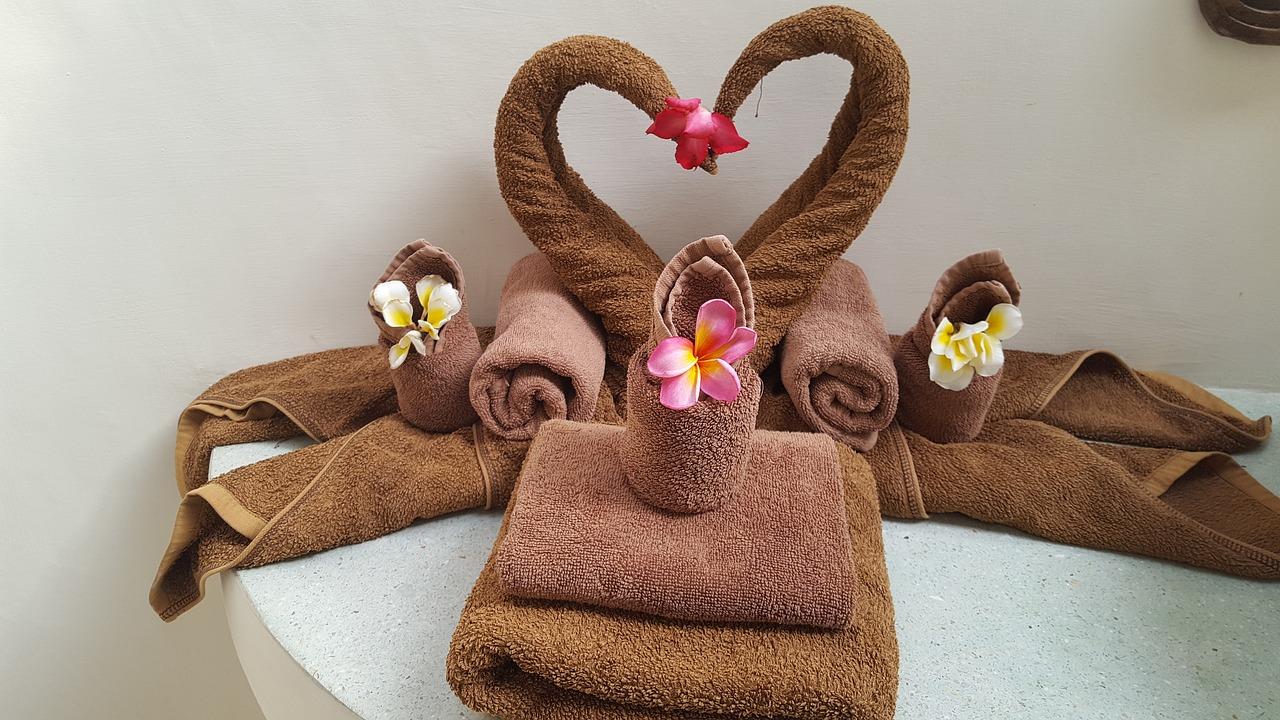 卧室床品如何搭配？