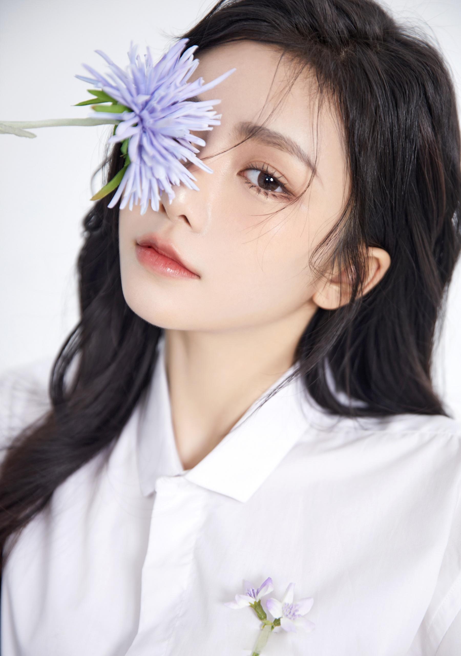 你有哪些好看的美女壁纸? - 知乎