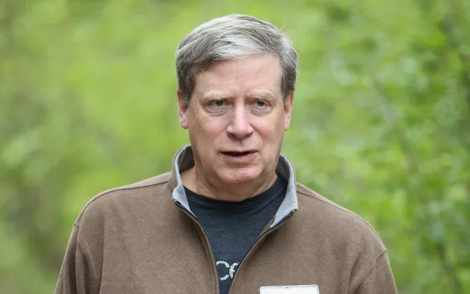 比特币全职交易员表示在比特币价面临跌破抛物线价格时