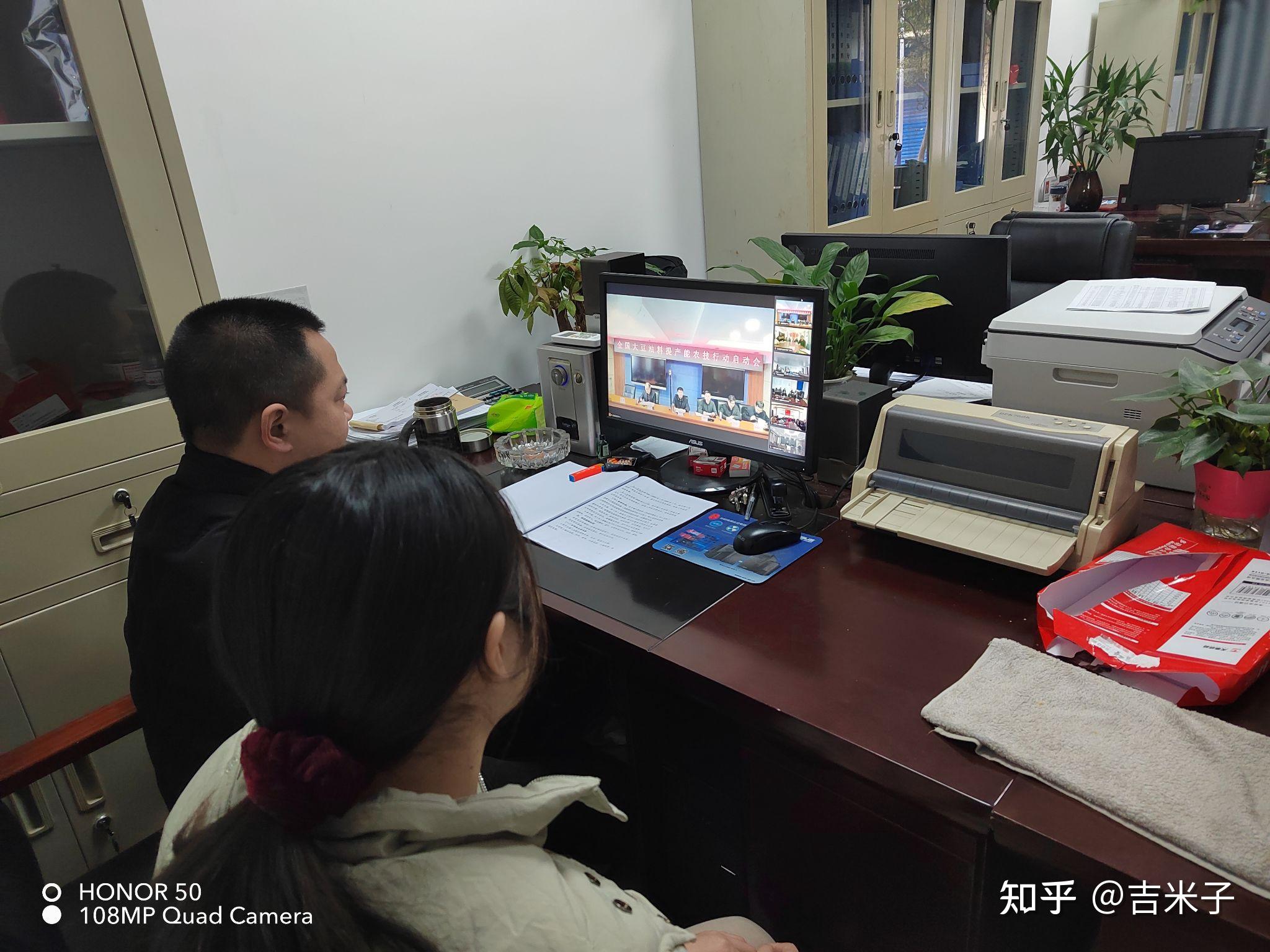 公务员每天的工作内容是什么？ - 知乎