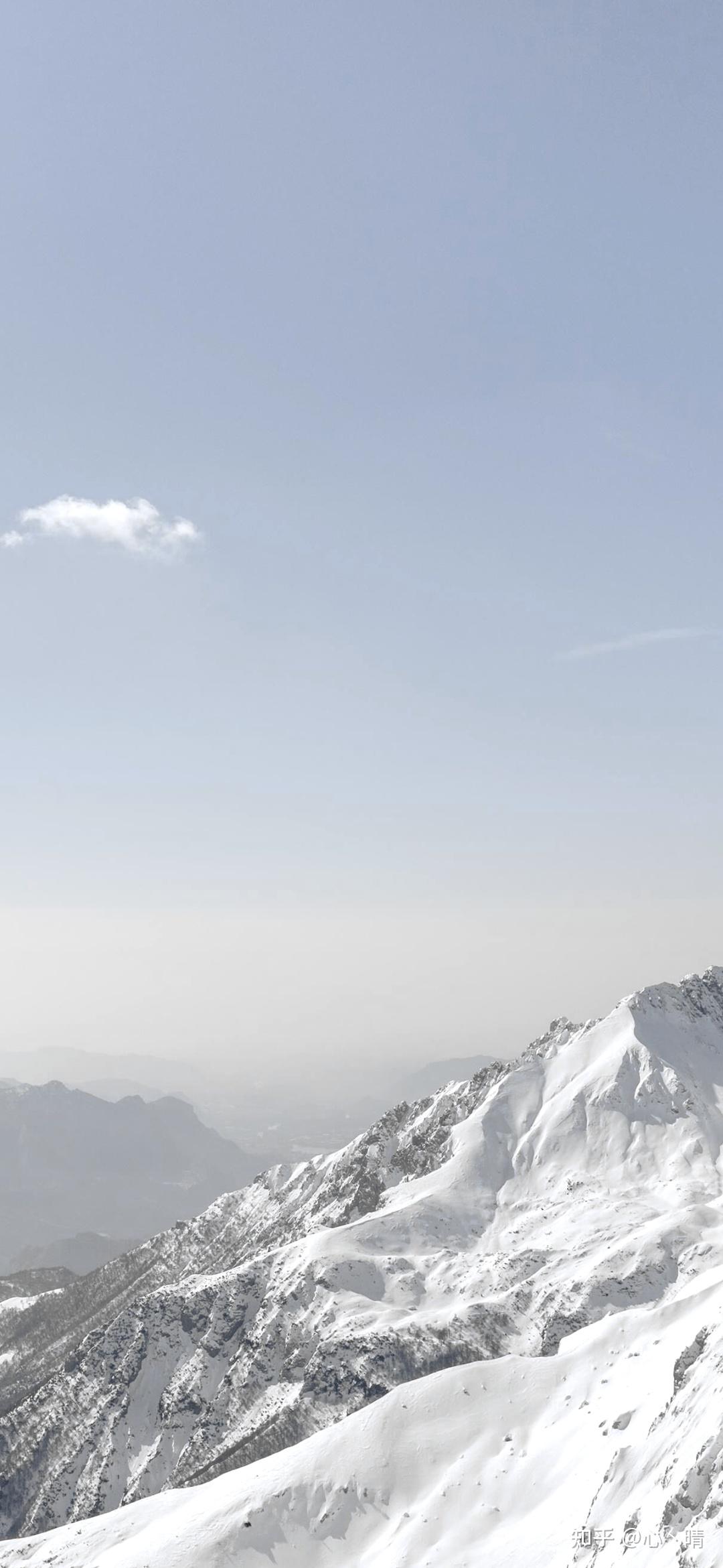 有没有白色系冷淡风的壁纸啊最好是一套拜托了
