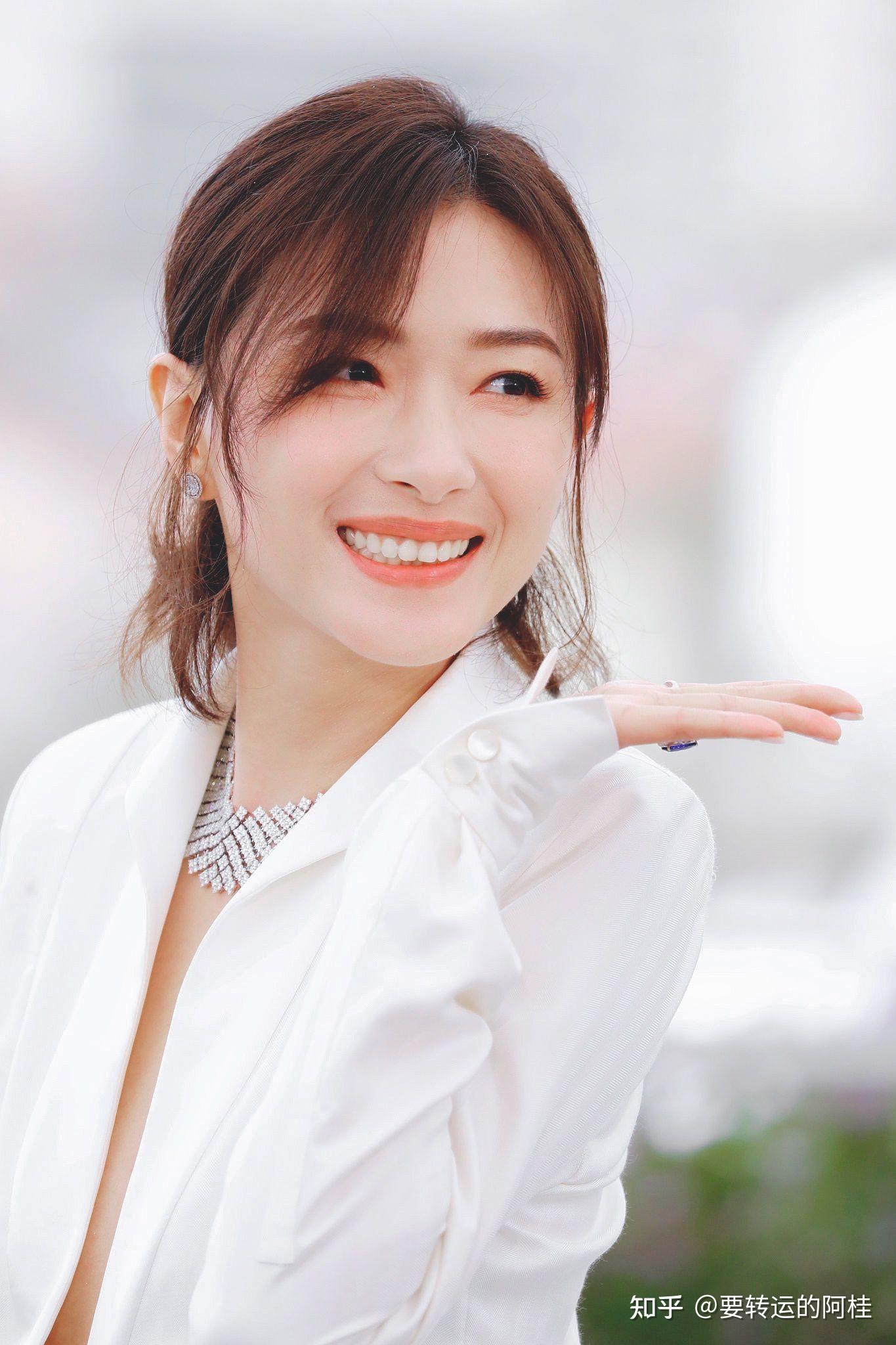 万茜的气质是由于什么东西形成的? - 知乎