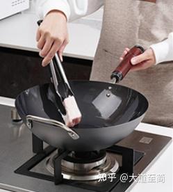 新铸铁锅怎么开锅好?