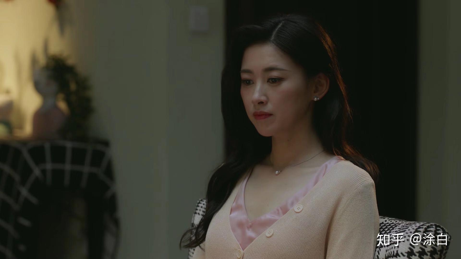 你喜欢精英律师里面的栗娜吗