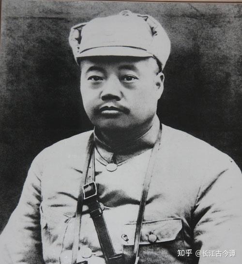 民国第一变色龙