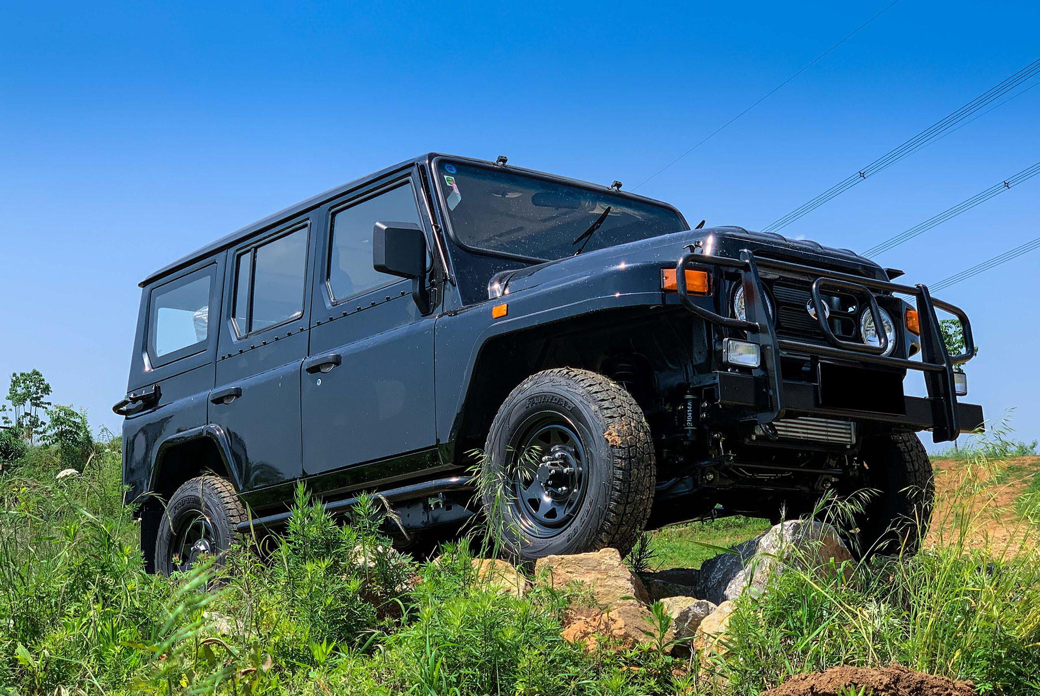 中国陆地坦克,全新的4x4越野bj212,硬汉标准,对它你不必温柔?