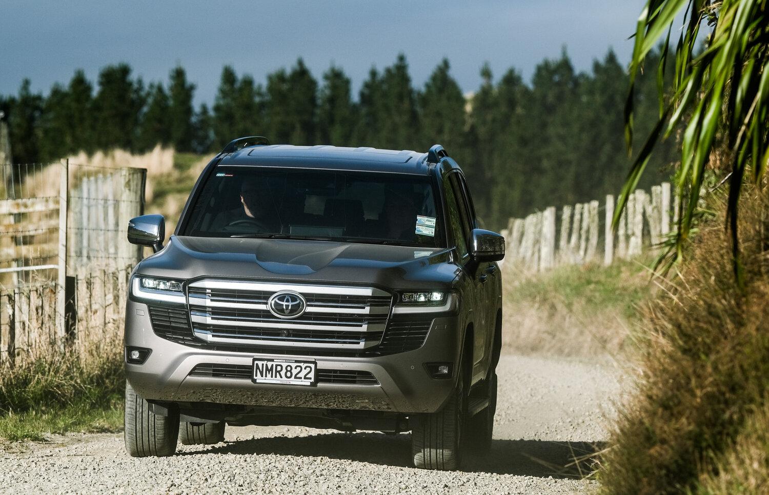 如何评价新一代丰田陆地巡洋舰lc300