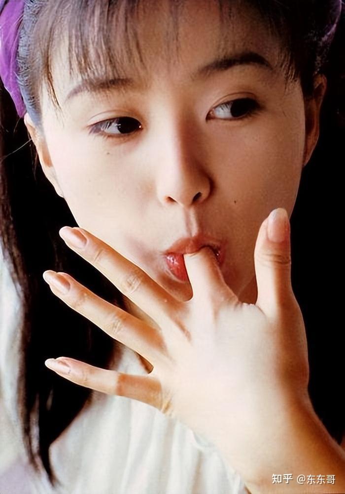 如何评价"酒井法子在线乞讨"?