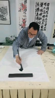 著名书法家沙孟海弟子朱国威挥毫书写追梦人造梦者