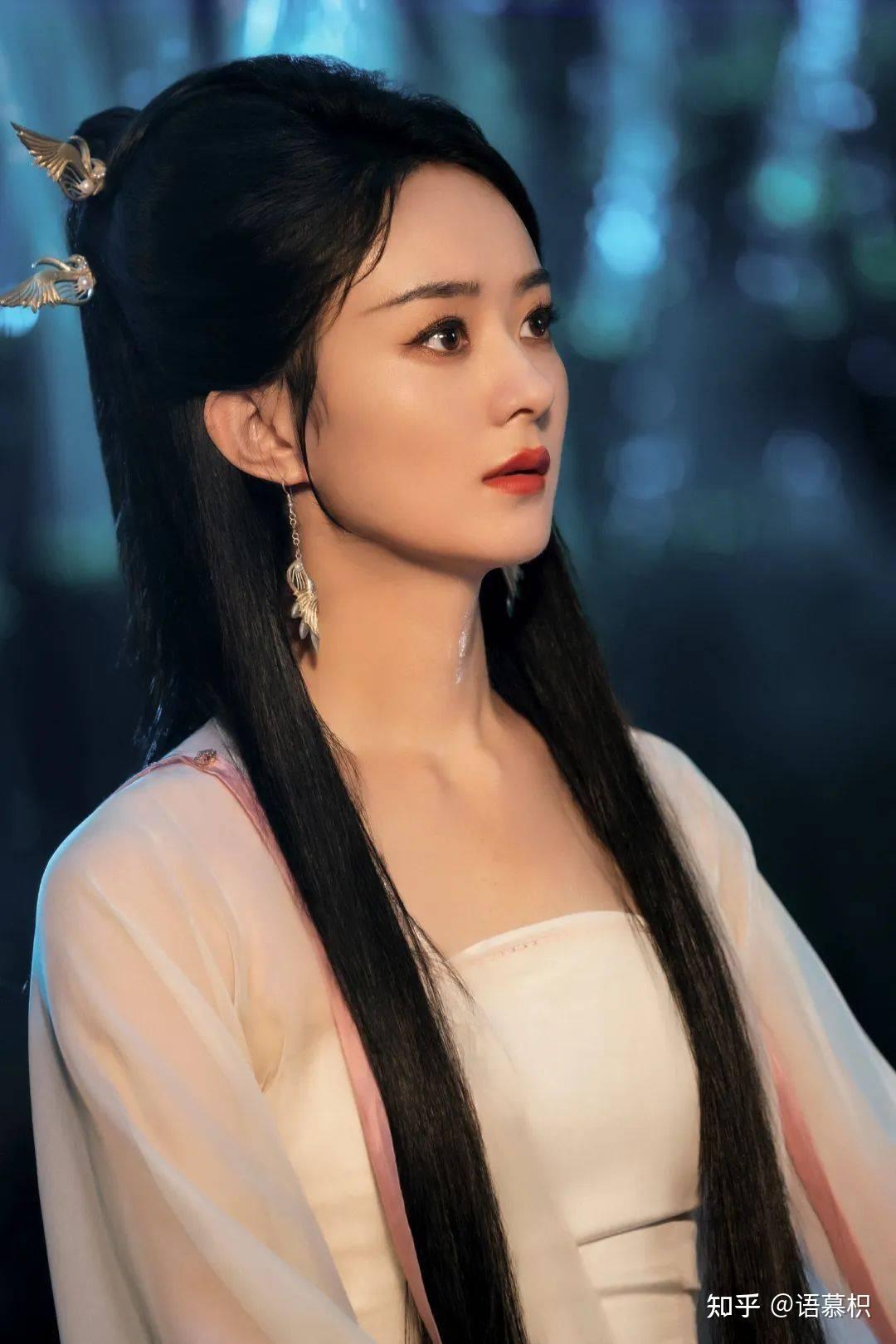 陈晓为什么不承认跟赵丽颖的关系 而转眼间和陈妍希被拍马上官宣?