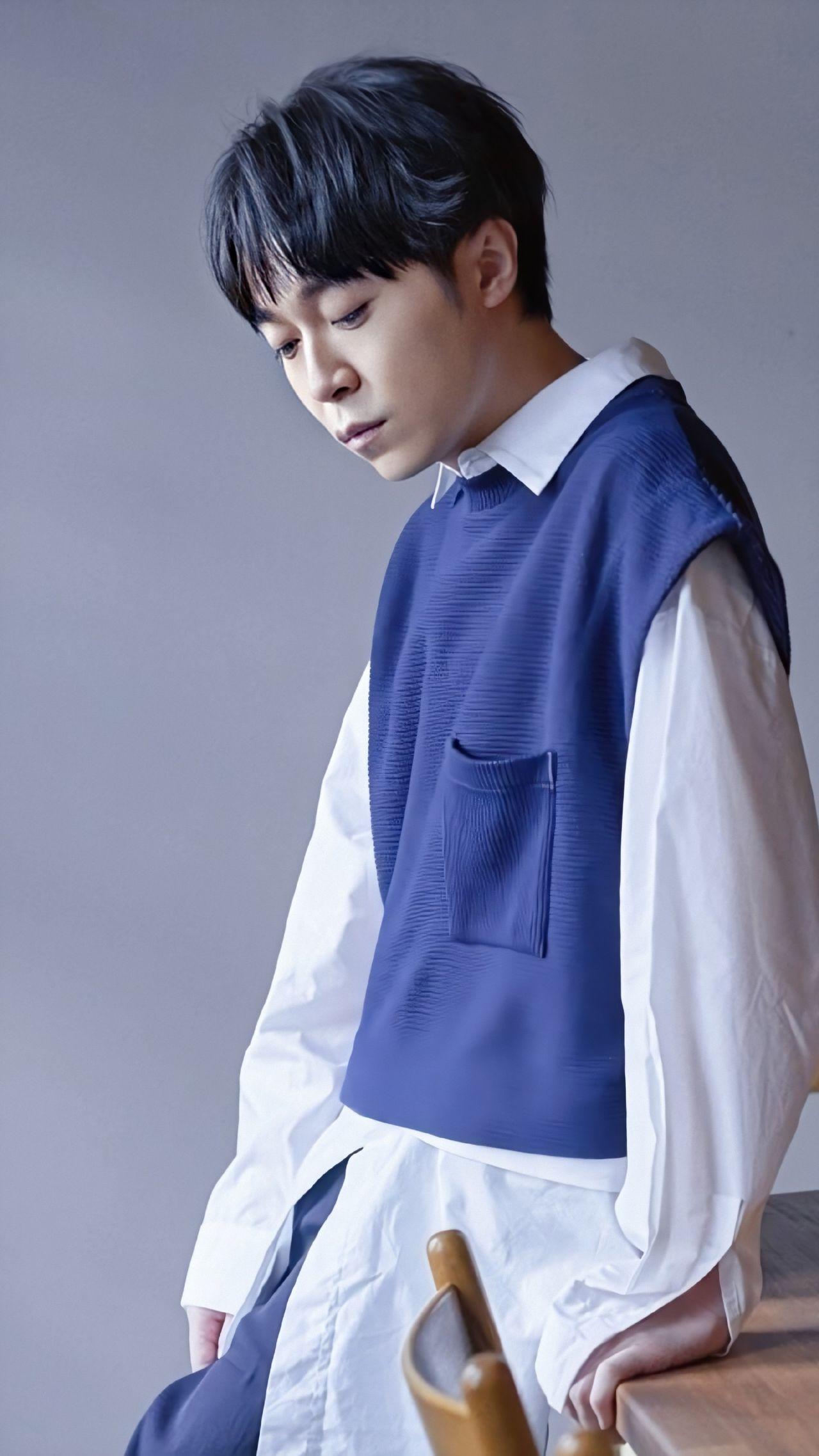 谁有吴青峰哥哥高清无水印的图片啊?