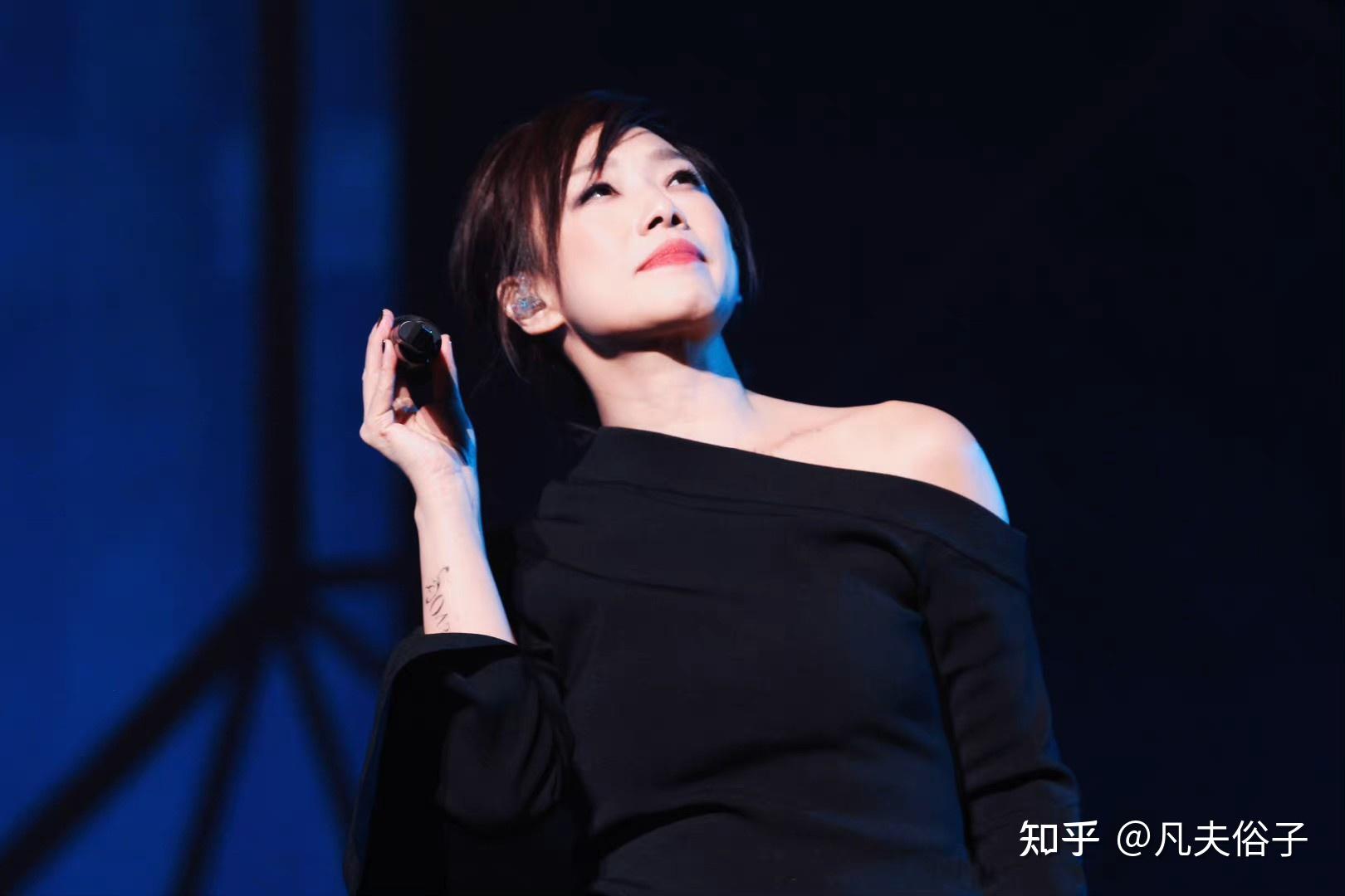 有哪些声音好听的粤语女歌手?