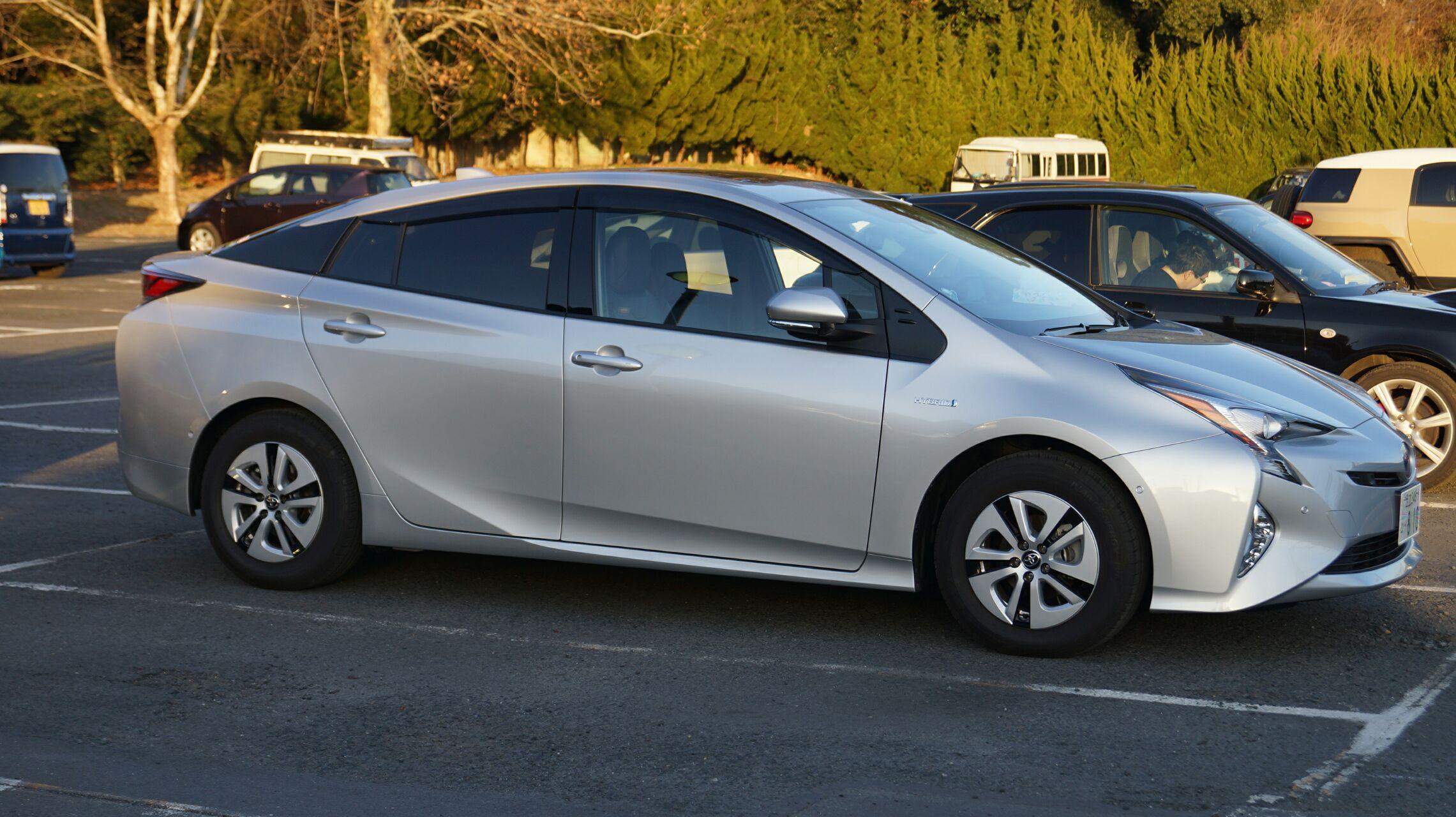 丰田普锐斯toyotaprius这车到底怎么样