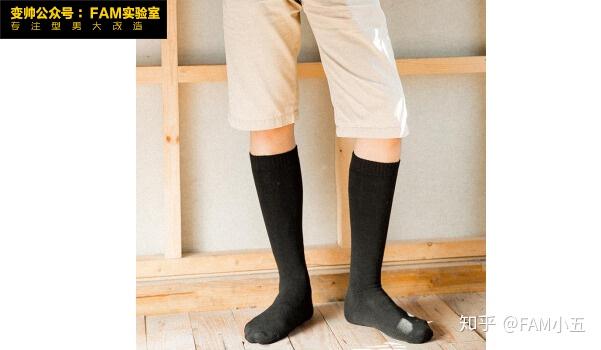 为什么黑布鞋总是搭配白袜子但是黑皮鞋搭配白袜子是搭配禁忌呢