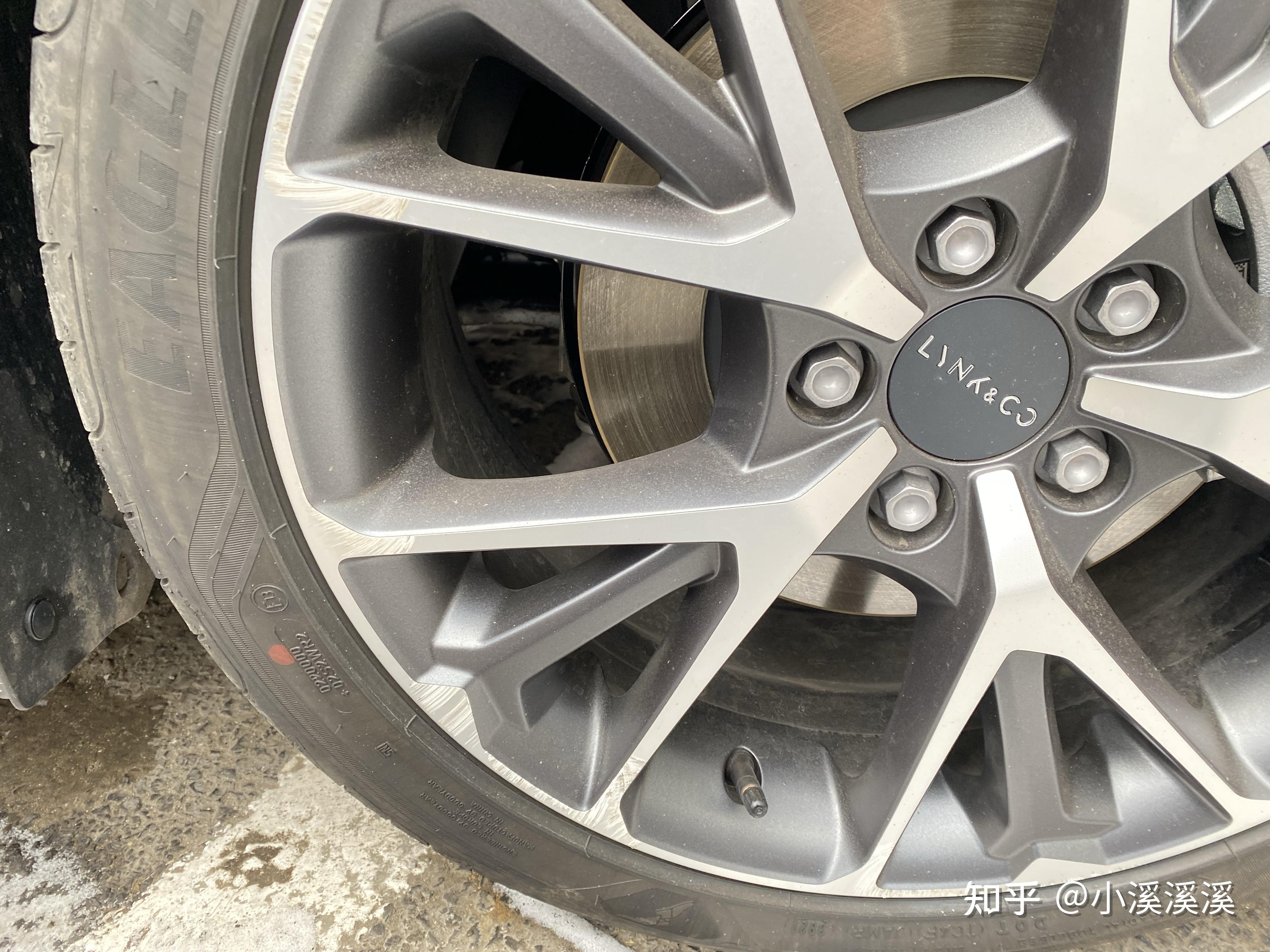 领克03车胎多少钱? - 知乎