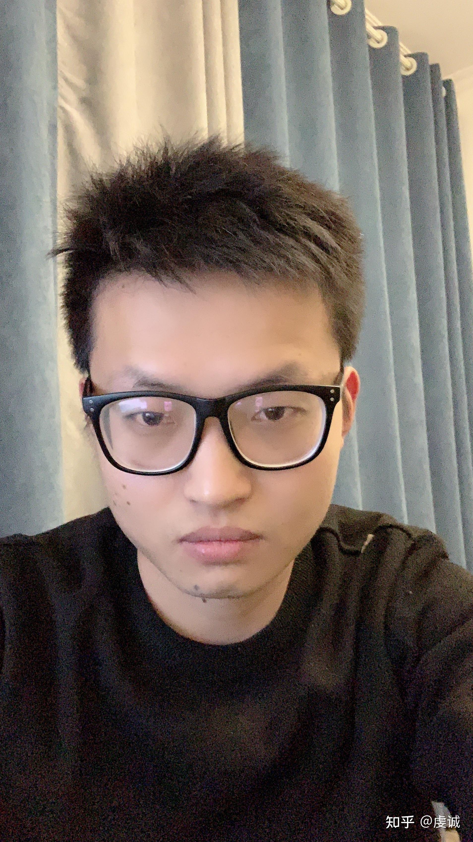 现实生活中男生颜值6分是什么样的