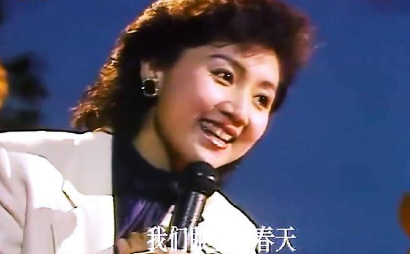 如何评级歌手张德兰? - 知乎