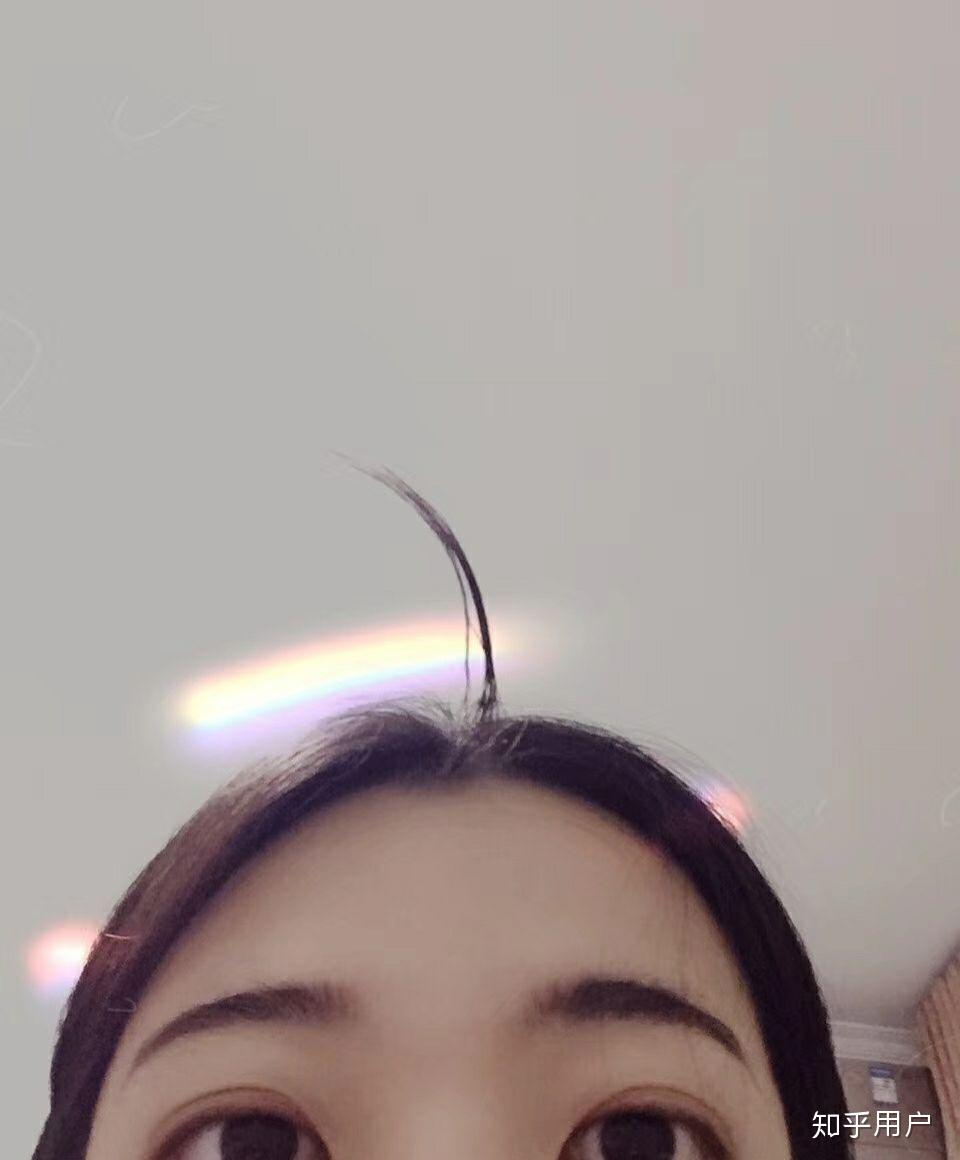 有天生就有呆毛的人嘛? - 知乎