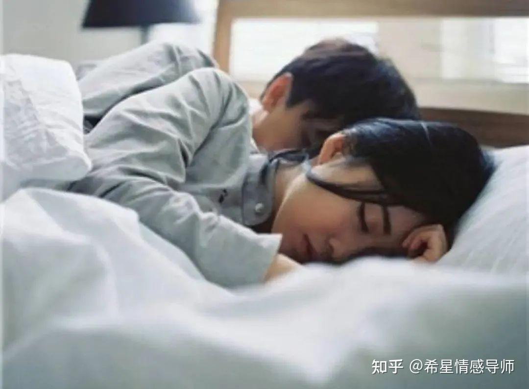 “爱我的”和“我爱的”，应该选哪个？ - 知乎