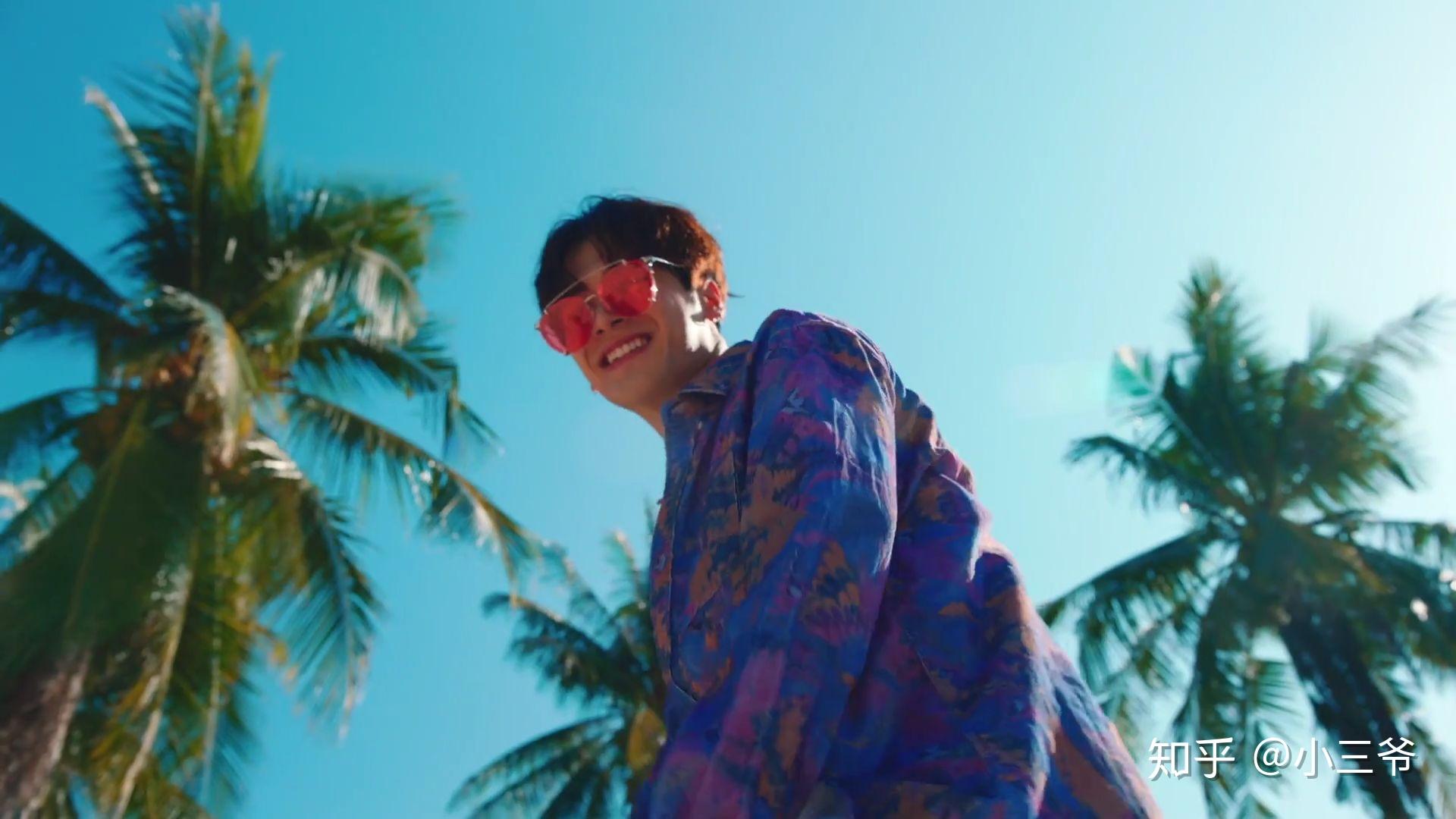 求帅帅气气可可爱爱的王嘉尔的壁纸啊啊啊啊啊啊