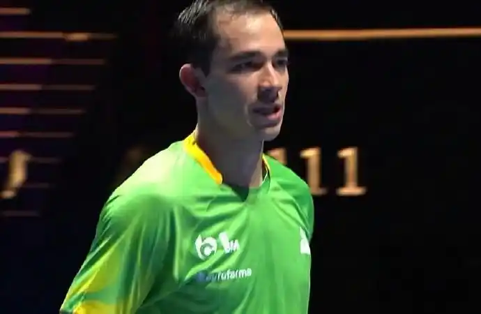 雨果晋级澳门世界杯男单 4 强，半决赛对阵王楚钦，你看好谁晋级决赛？