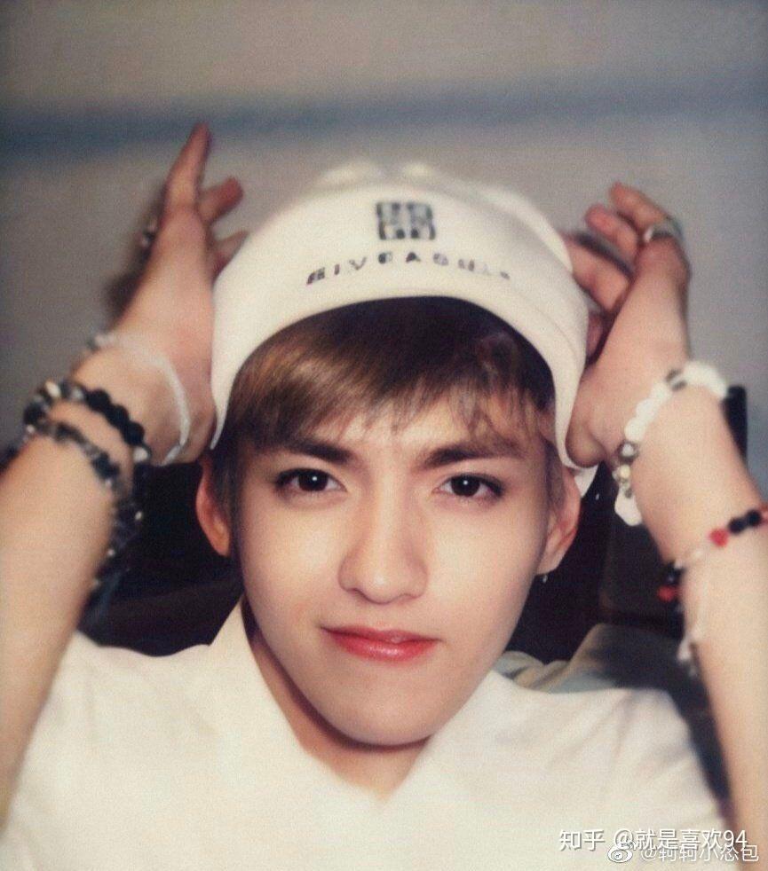 吴亦凡有哪些出圈神图? - 知乎