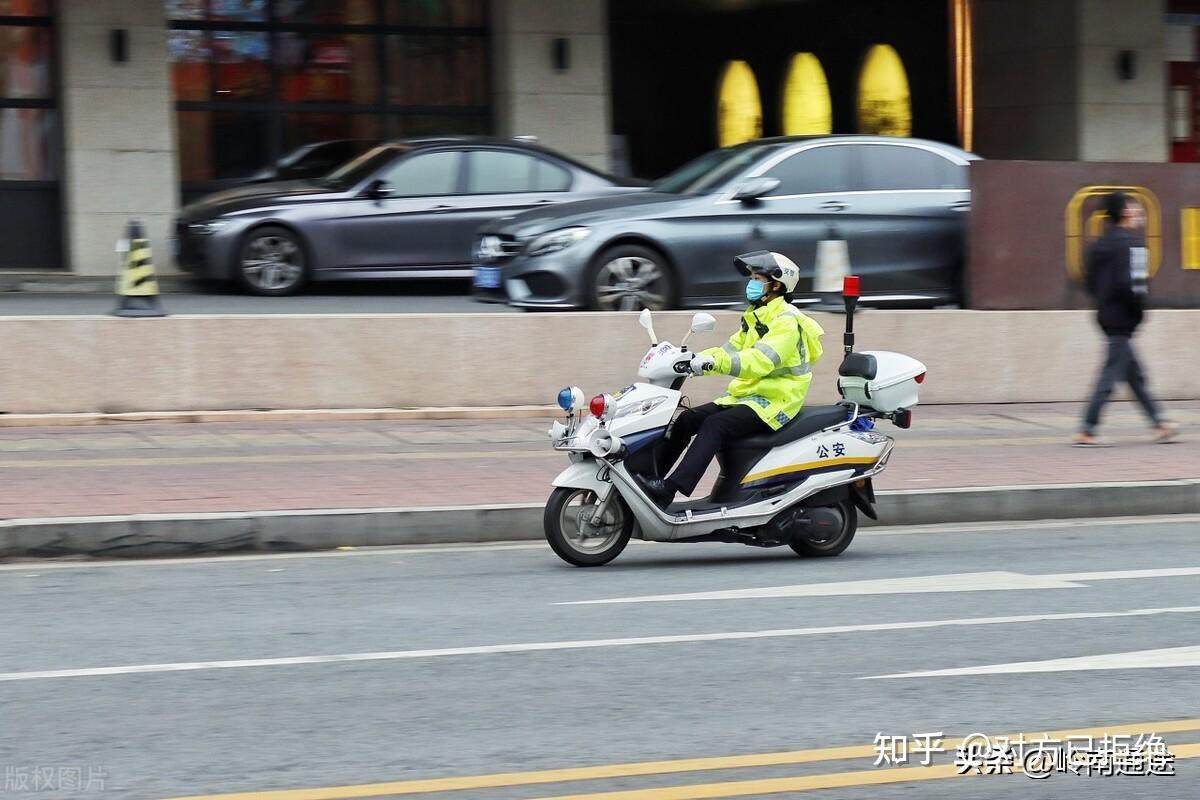 没读过警校可以当警察吗 当警察的主要方式有哪些详情介绍