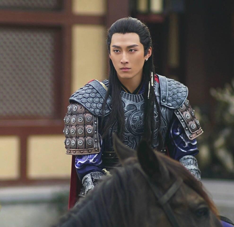 窦骁的美图或搞怪图有哪些?-窦骁帅照