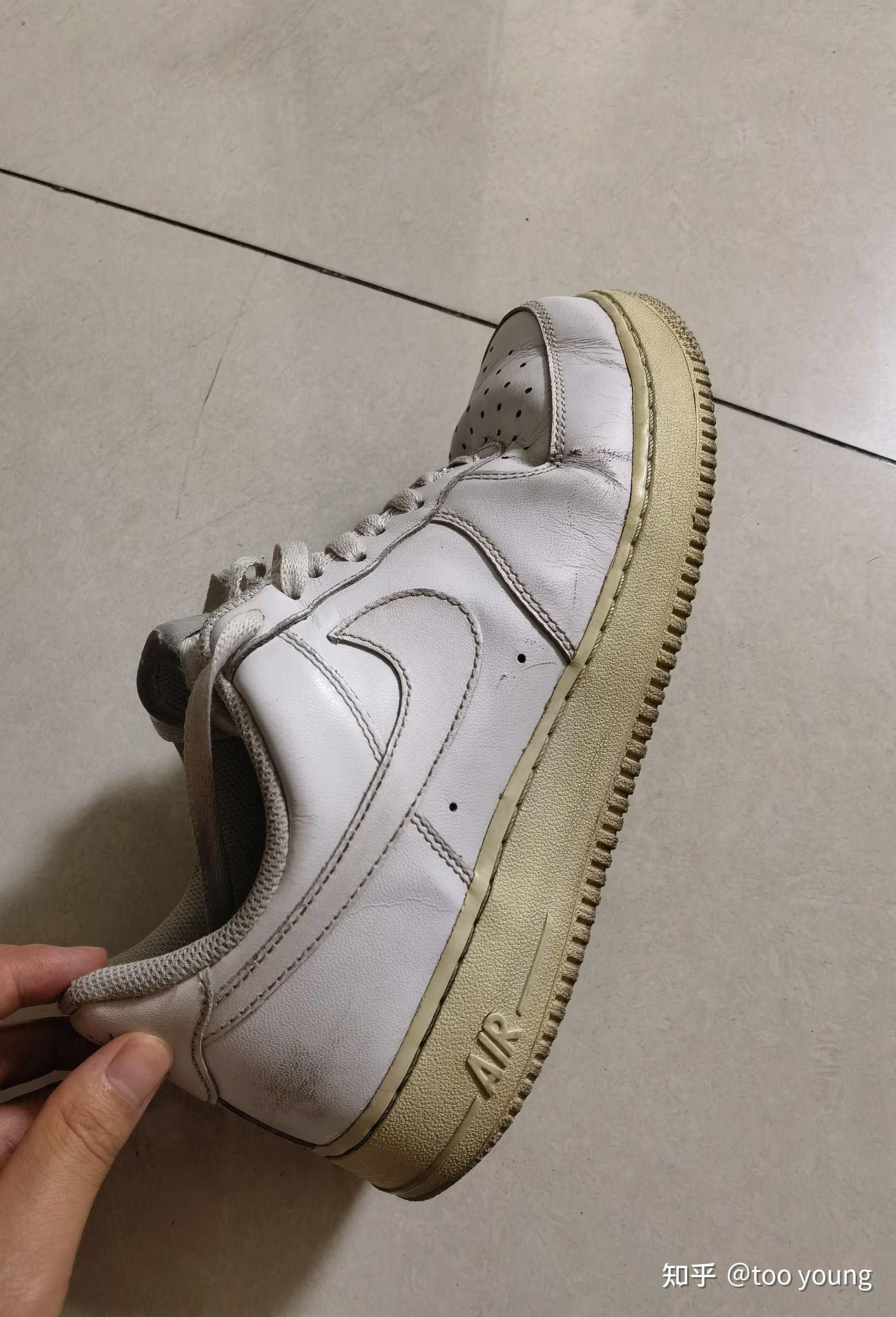 耐克空军一号板鞋鞋边发黄?怎么办? - 知乎