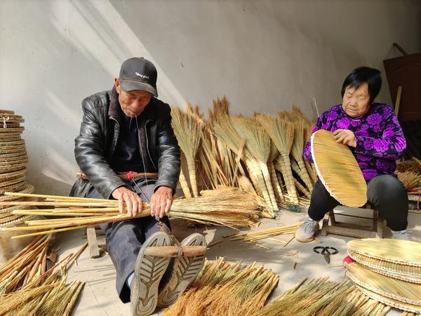 乡间另类手艺人（二十一）缚笤帚 - 知乎