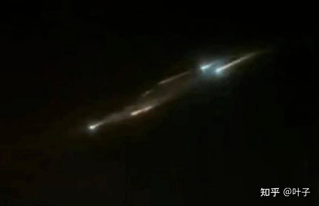辽宁吉林多地现不明飞行物，辽宁天空出现不明飞行物视频