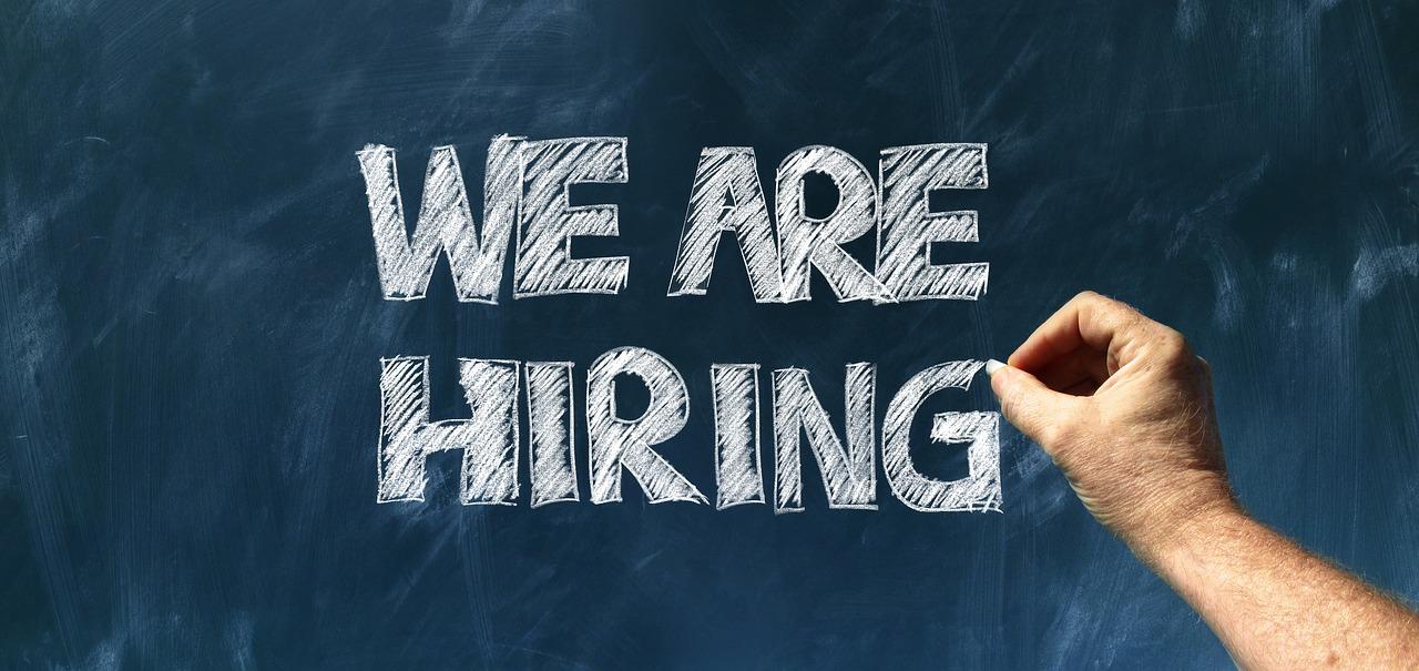 2. 提交个人资料