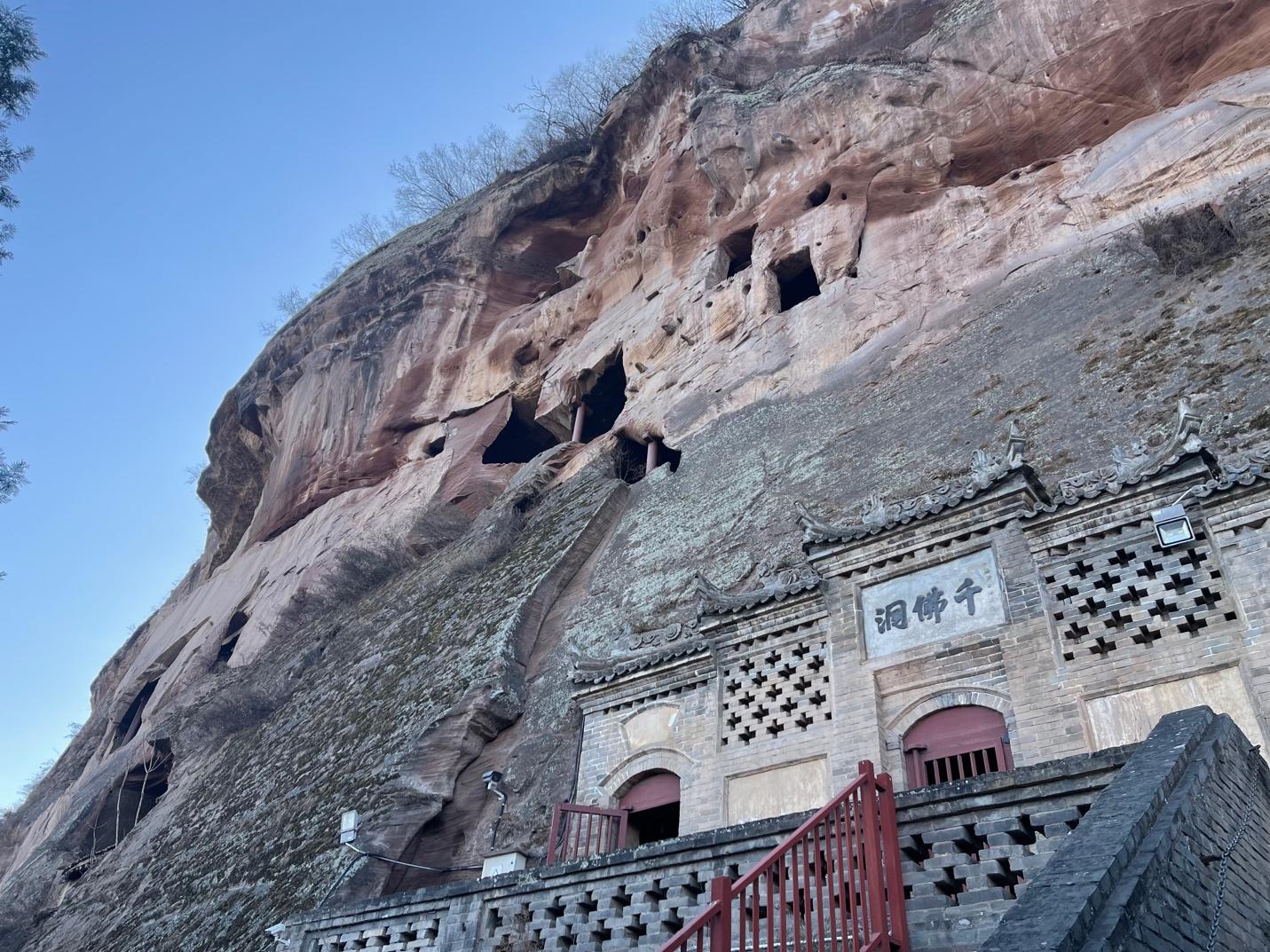 陕西彬县大佛寺图片