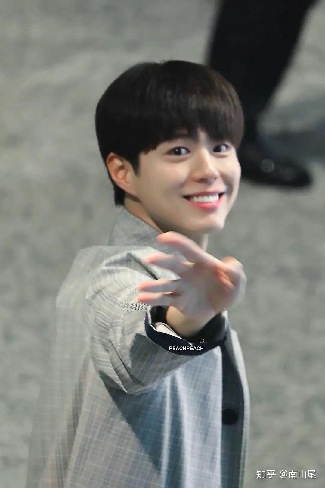 求分享请回答1988里阿泽的图 ? - 知乎