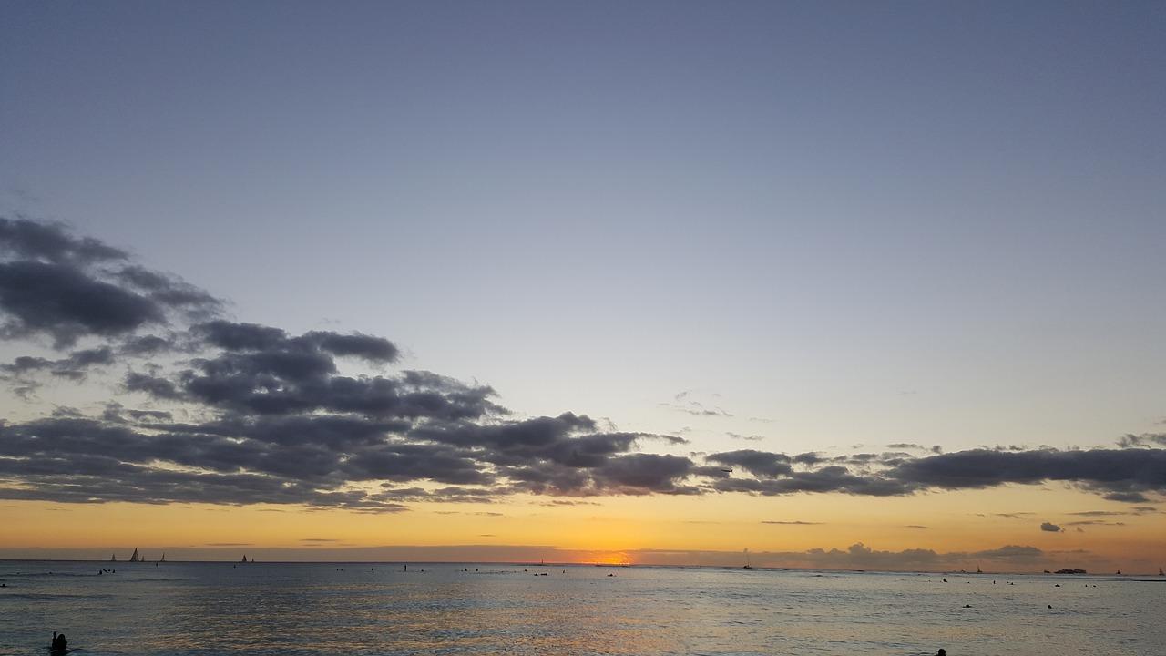 2. 河景房稀缺资源