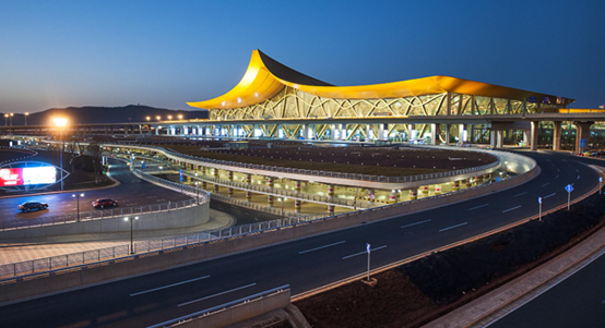 昆明长水机场停车一天多钱昆明长水机场停车收费标准