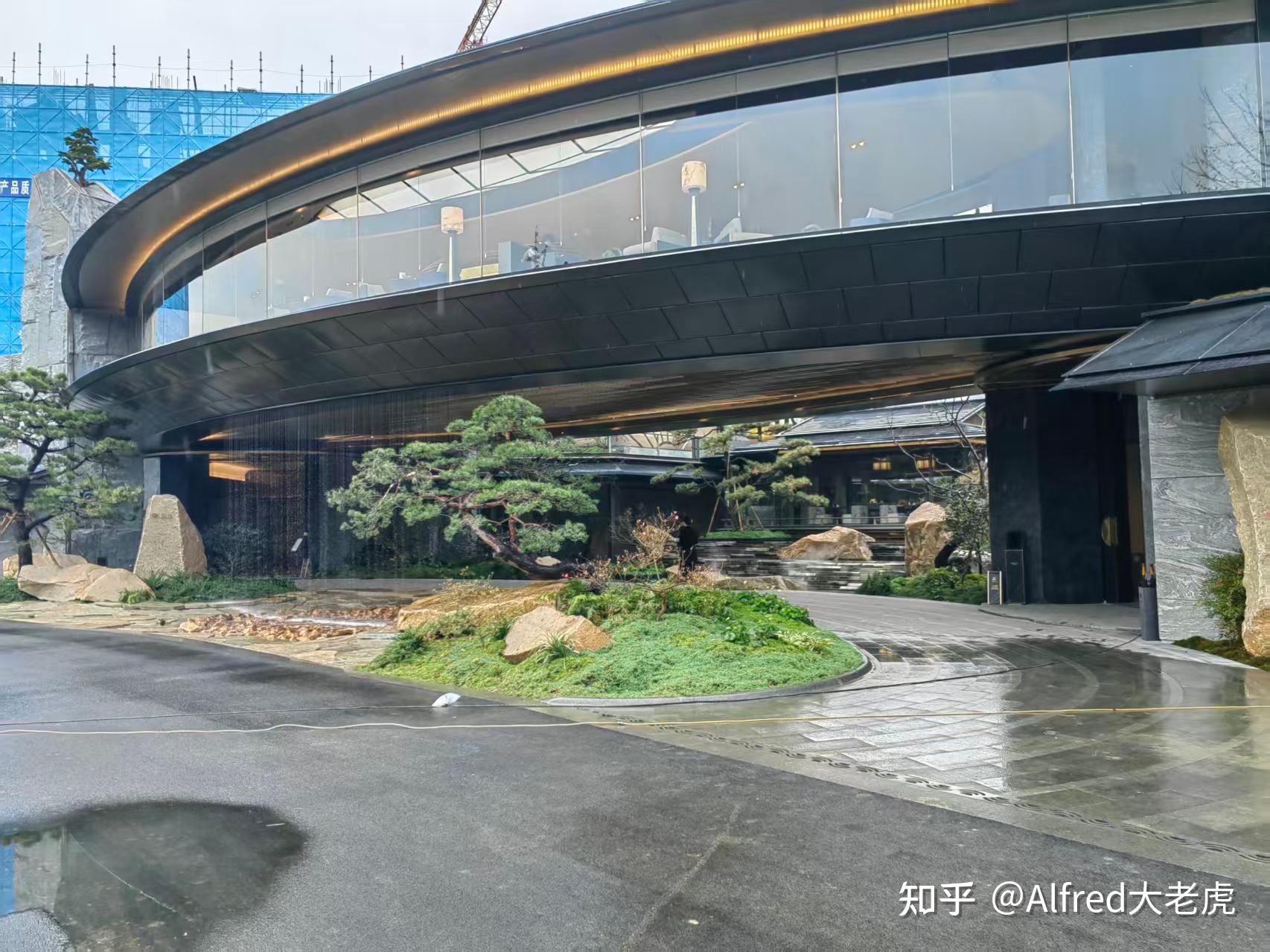 想要在庭院里种一棵不高于两米的树,种啥好呢? - 知乎