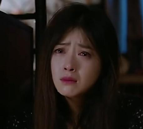 郑爽与蒋欣性子直爽之间的差别是什么