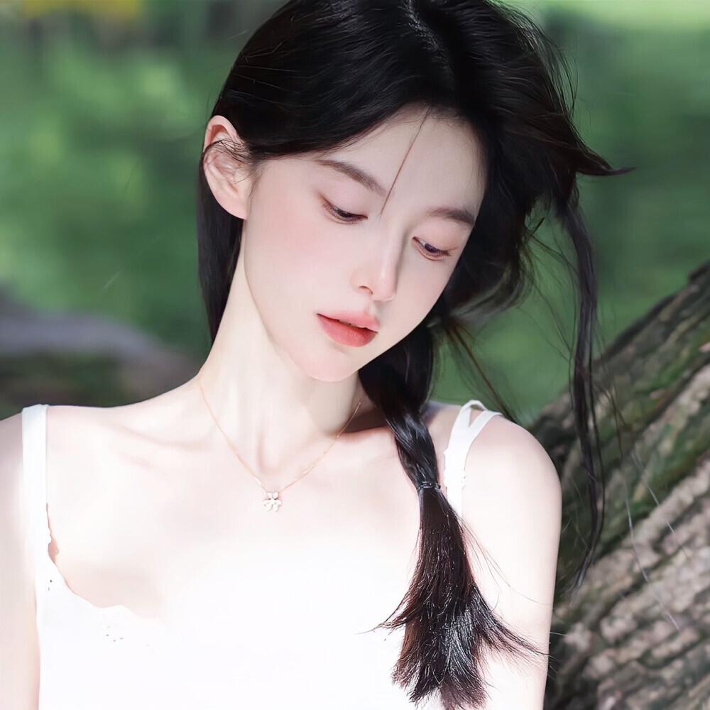 有氛围感的女生头像吗?求求? - 知乎