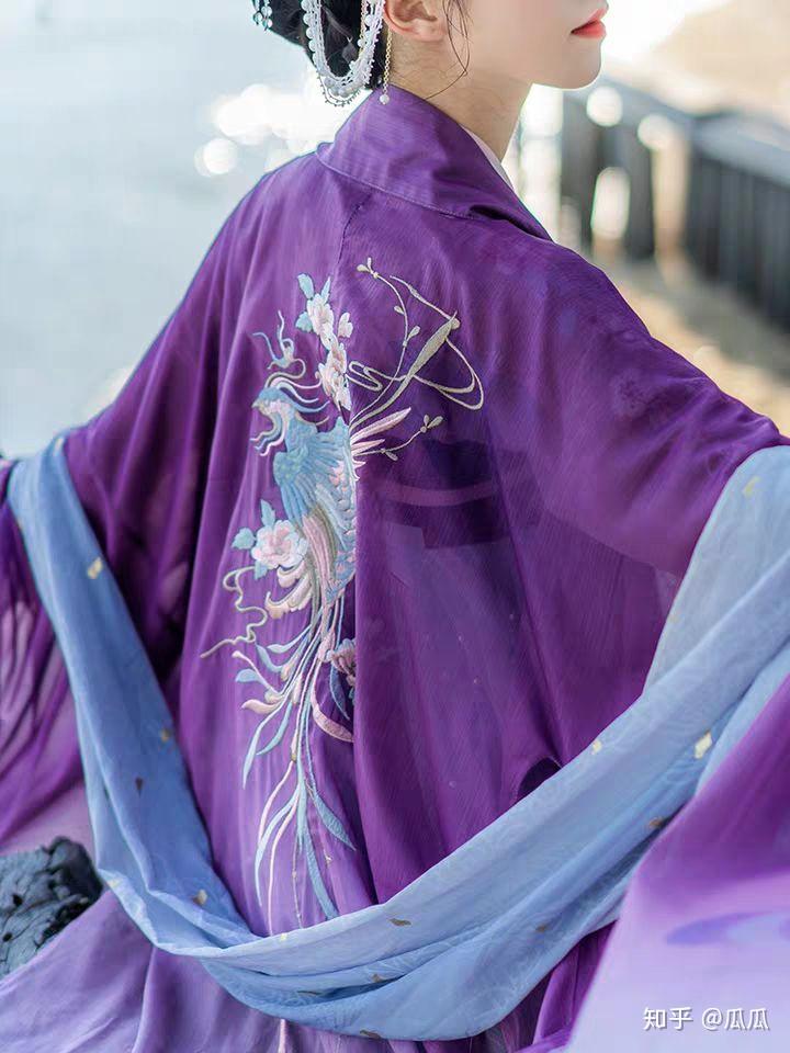 紫色汉服配什么颜色大袖衫