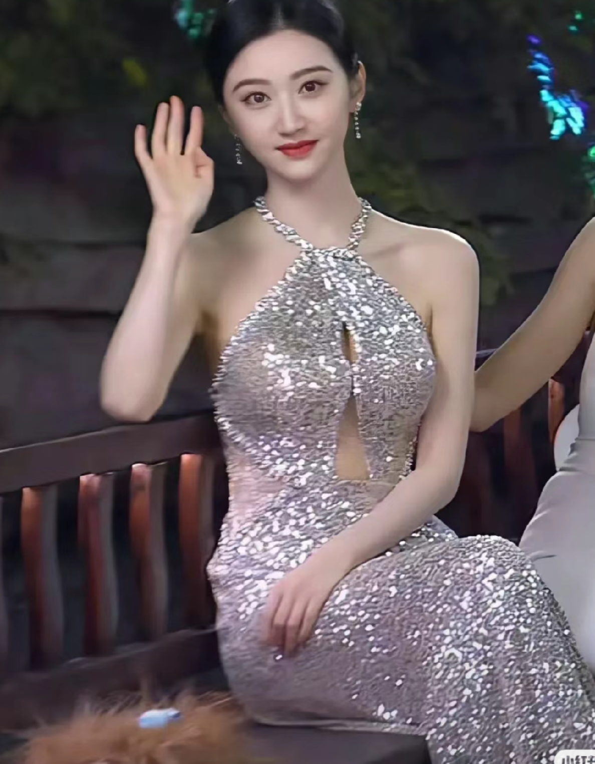 如何评价女星景甜的颜值