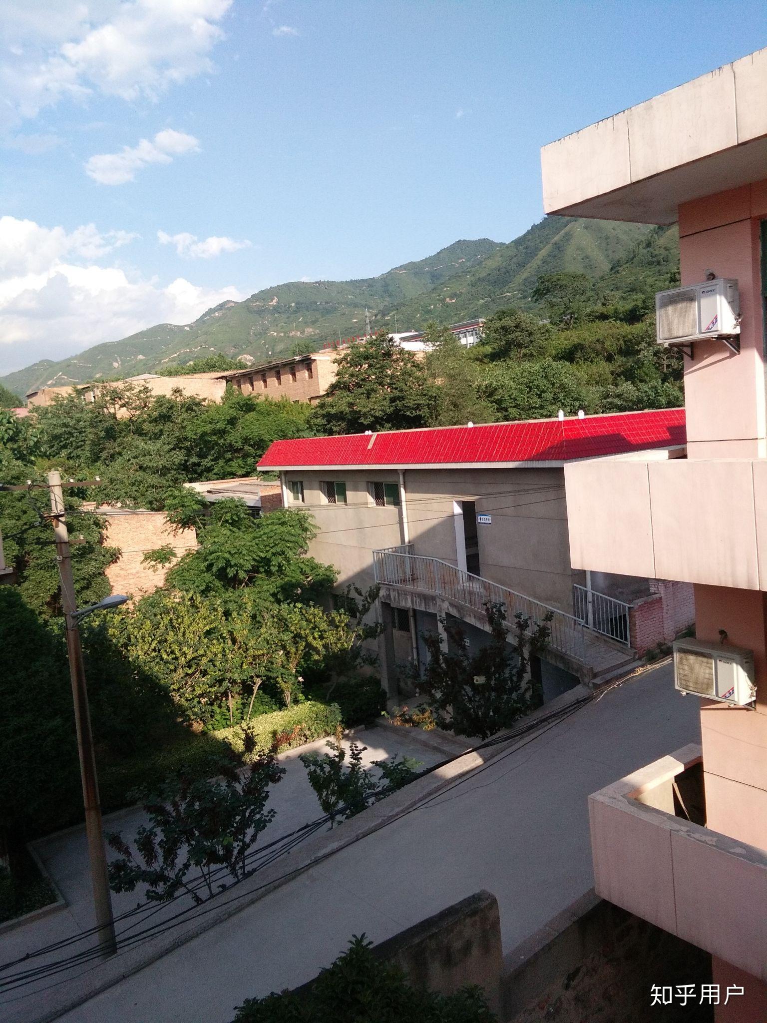 在西安市临潼区华清中学就读是什么感受