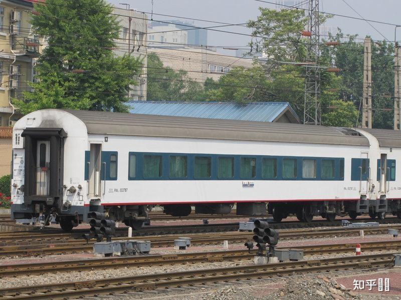 普铁列车车厢装上高铁车头速度能有多快